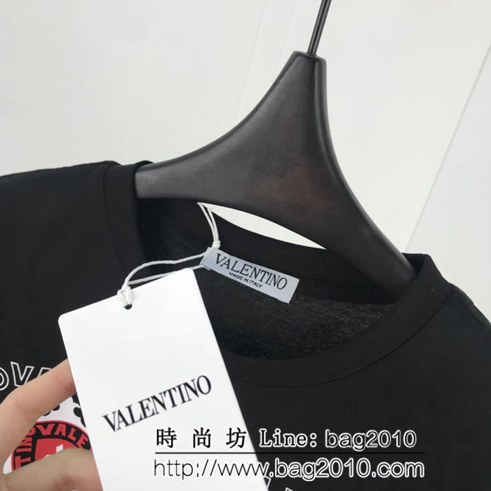 Valentino 華倫天奴 19ss早春新款 官網同步發售 蝴蝶圖騰印花短袖 定制精梳棉面料 男女同款 ydi2382